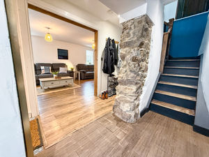 Photo 20- click for photo gallery